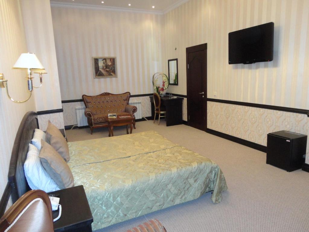 Belon Lux Hotel Astana Zimmer foto