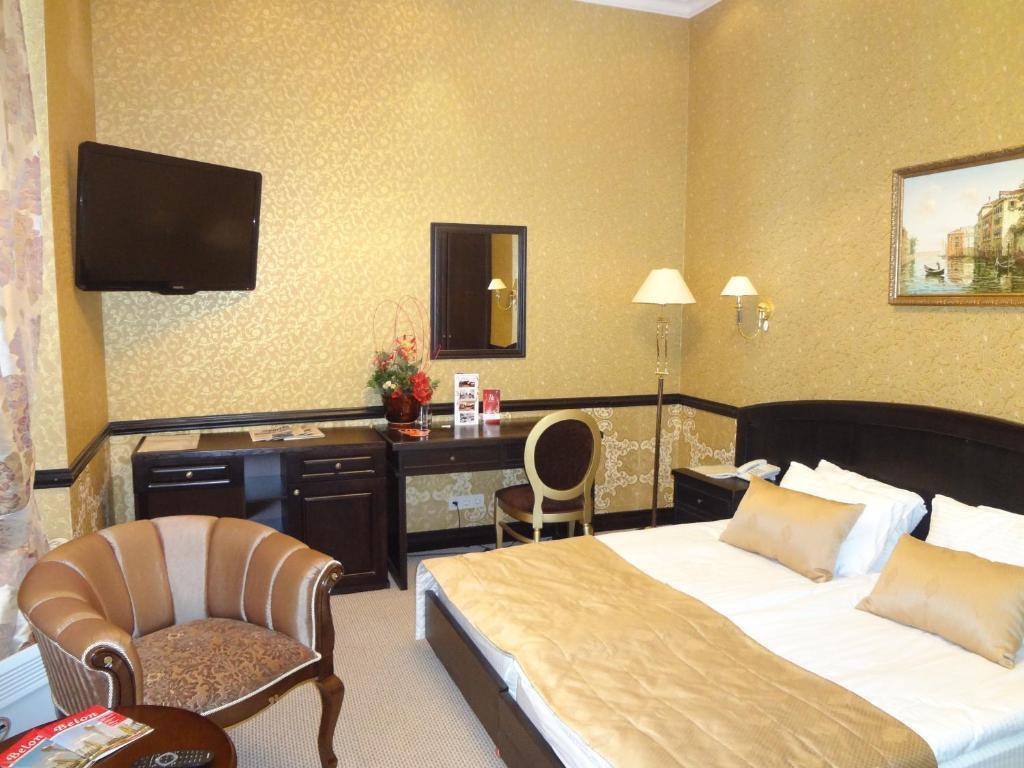 Belon Lux Hotel Astana Zimmer foto